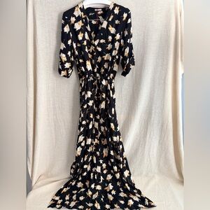 Argent Floral Print Drawstring Waist Maxi Dress